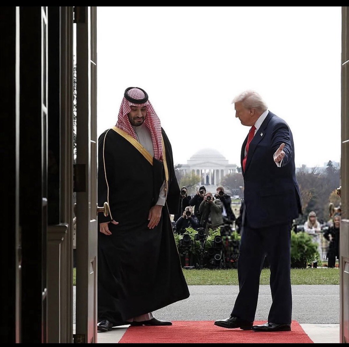 مــحمد tweet media