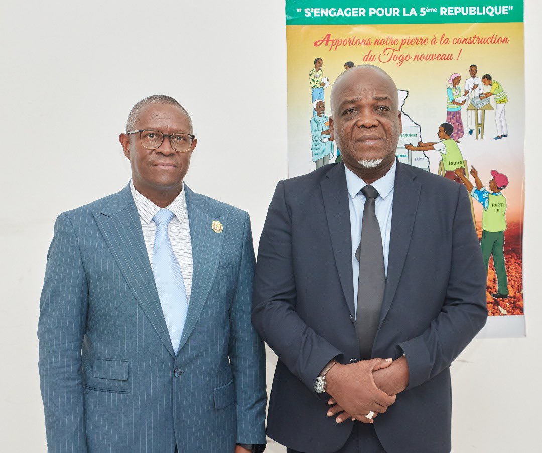 MJDH_TG's tweet image. Le Garde des Sceaux, Maître Pacôme Adjourouvi a représenté le @GouvTg , ce mardi 18 novembre, à la cérémonie officielle d’ouverture du programme de sensibilisation de la Cour de justice de la CEDEAO au Togo. 

L’intégralité de l’article via ce lien justice.gouv.tg/la-cour-de-jus…