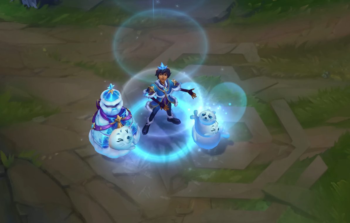 YozuLoL's tweet image. Milio with his animals 🐸🦭🩷