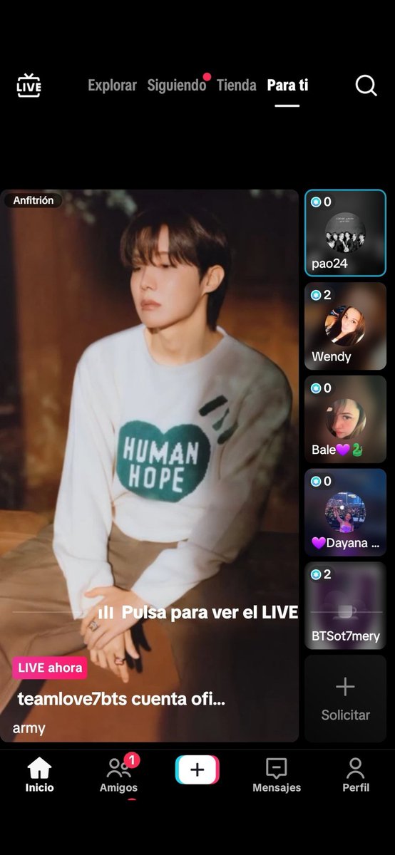 LaVergaLupee's tweet photo. @BTS_twt 
SIGAN DENUNCIANDO...NO SE ENFRÍEN ‼️‼️‼️‼️
Ahorita es el momento..están en live ya saben como hacer aunq este privado‼️‼️
DENUNCIEN...NO LO SOLTEMOS ‼️‼️
#JikookasSinFiltro https://t.co/nFDdmyBs4N