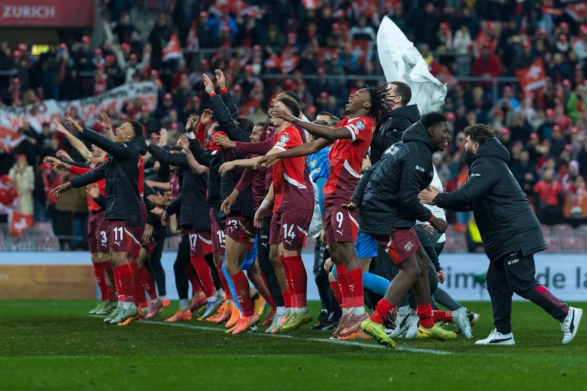 goVCIca's tweet image. SOCCER - QUALIFS COUPE DU MONDE (EUROPE)
Outre l&apos;Écosse et l&apos;Autriche, la Suisse et la Belgique aussi ont décroché leur billet mardi pour la phase finale de la Coupe du Monde de la FIFA 2026.