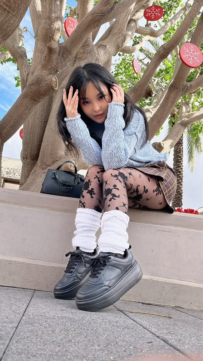 codemiko's tweet image. Hello 👋