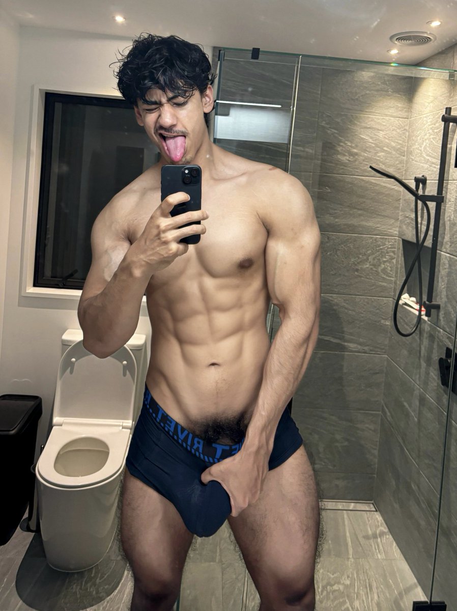 brownboyfitt's tweet photo. Only repost this if you can take it all 🍆 https://t.co/krzRL4W5v0
