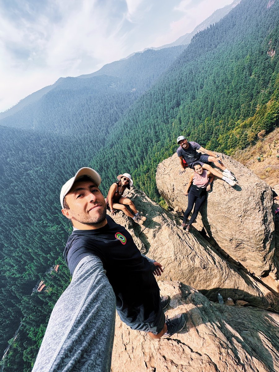 hellosibas's tweet image. Selfie 🥾⛰️ #CDMX #Mexico