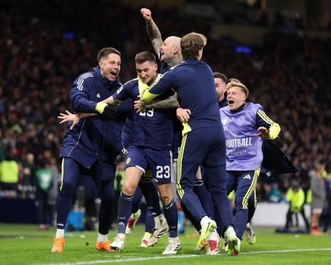 HLTCO's tweet image. Imagine being Kenny McLean; you grow up desperate to play football, you graft your whole life for it but you’re never sure if you’re going to get to experience a World Cup like the one you watched your country play in as a 6 years old boy.

Then, at the age of 33, an injury to a…