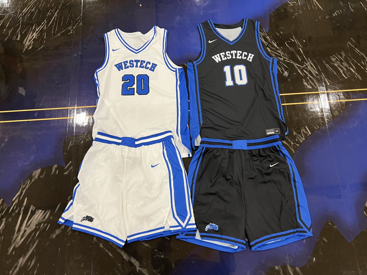 CetshwayoByrd's tweet image. Prime Time said,”If you look good you feel good and if you feel good you play good…” I hope he’s right! @WesTechBball #newthreads