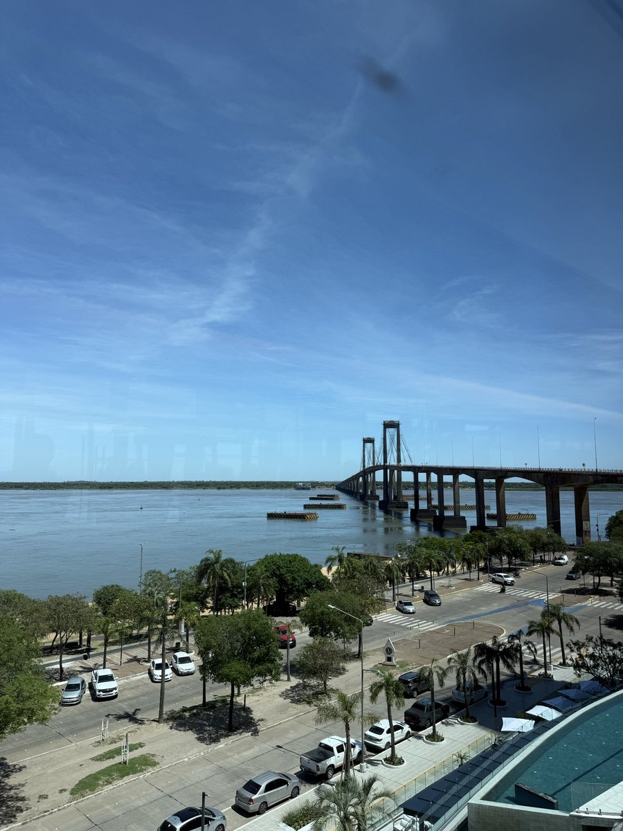 arielbaez's tweet image. Seguimos impulsando una visión de futuro donde la articulación público–privada sea el motor del crecimiento🚀

Hoy visitamos el Distrito Boulevard y sus instalaciones, un espacio que muestra cómo el turismo, la gastronomía y el trabajo se potencian cuando todo se conecta.…