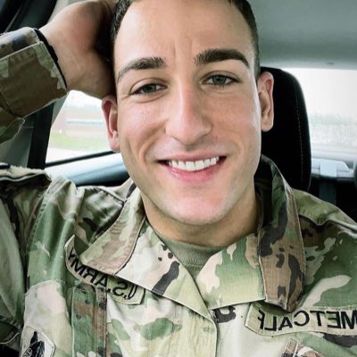 Roger__83's tweet photo. #NewProfilePic https://t.co/D05IuwWM7Y