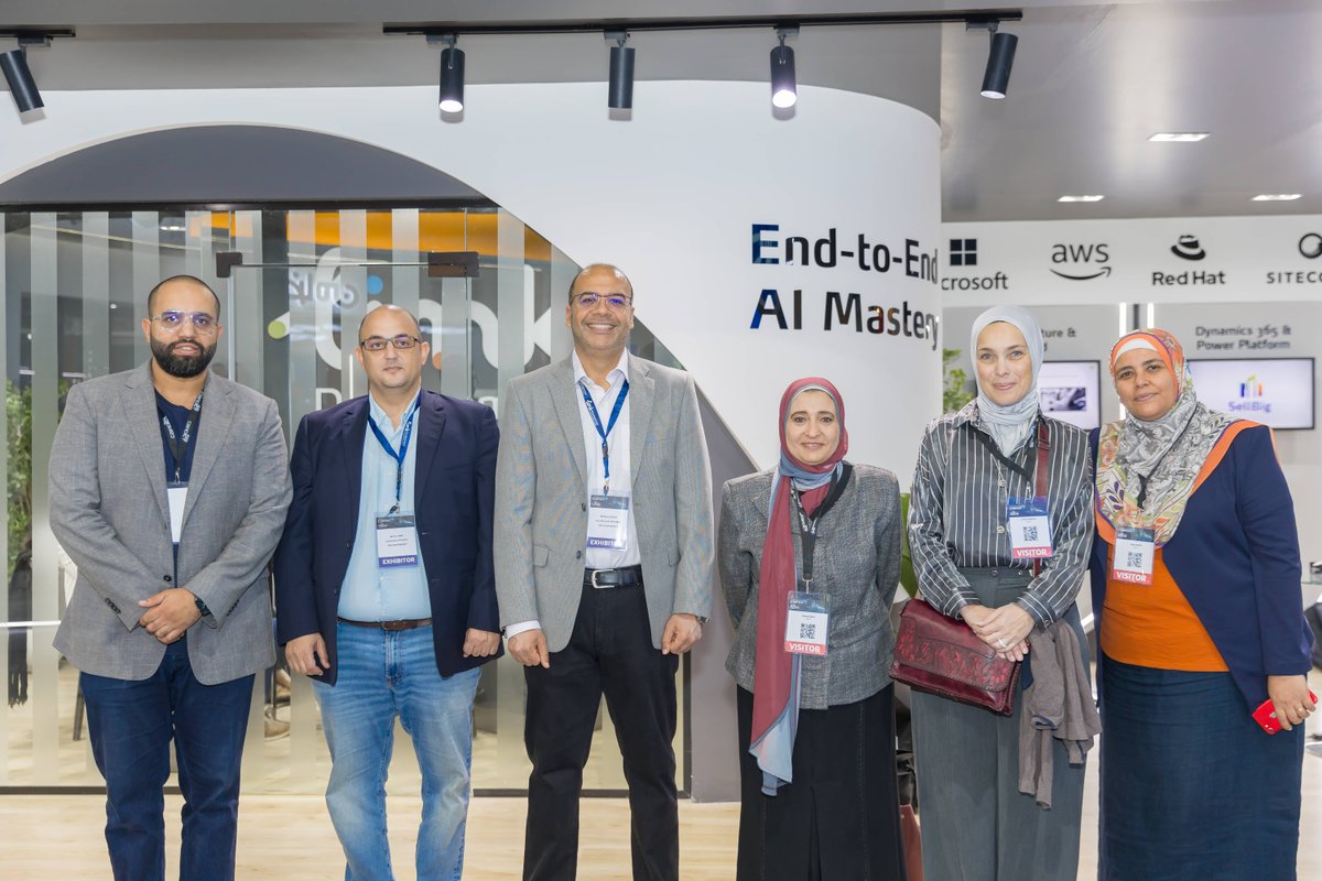 linkdevelopment's tweet image. Day 3 of Cairo ICT 2025 concluded with remarkable energy and continued interest from leaders across the public and private sectors.

Today’s conversations and engagements highlighted the growing importance of Agentic AI, advanced digital platforms, and cloud-driven transformation…
