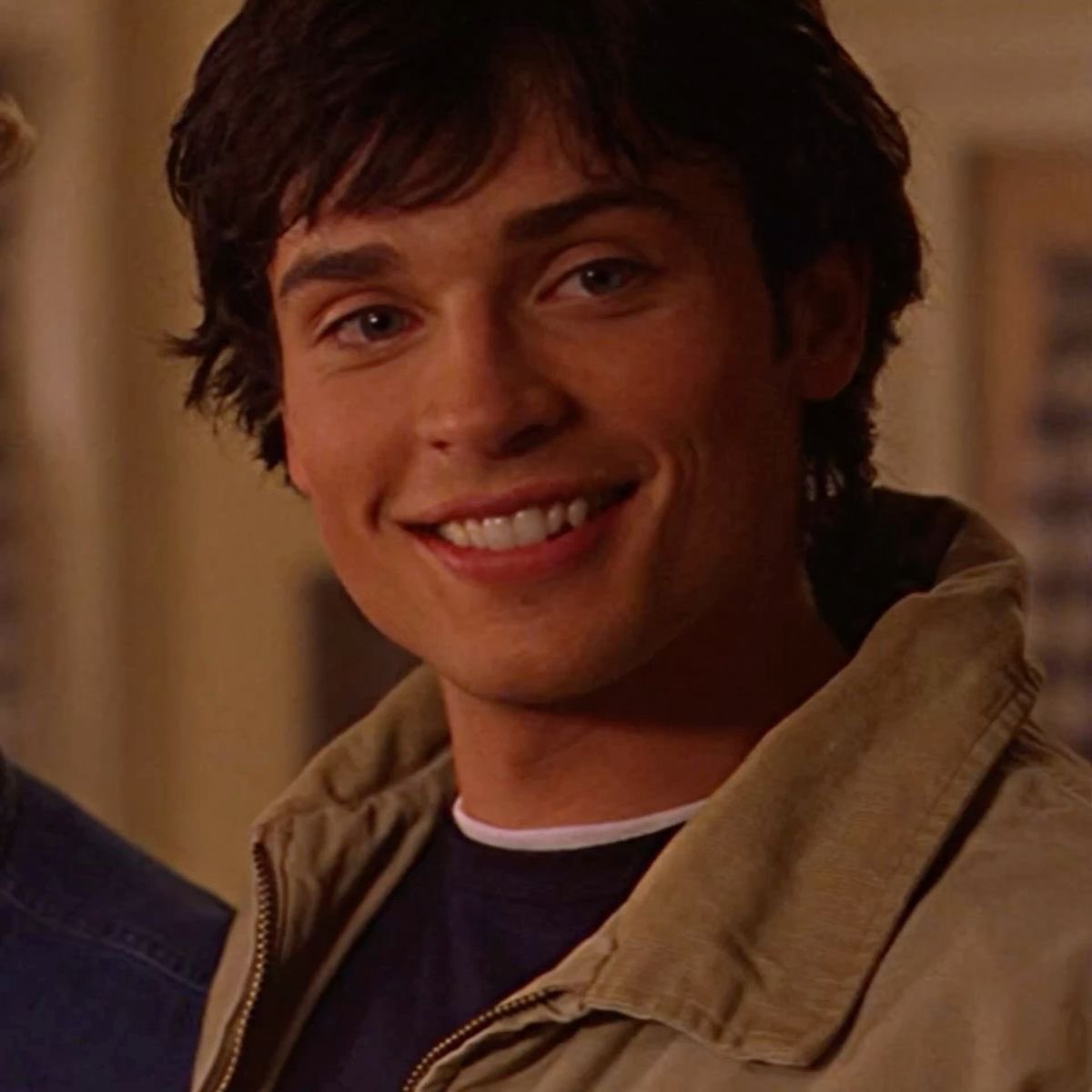 kellmareshh's tweet image. i don&apos;t think anybody understands that tom welling in smallville has the exact kind of smile i imagine jeremy having. pretty smile with sparkly eyes that light up his whole face??! hell yeah!