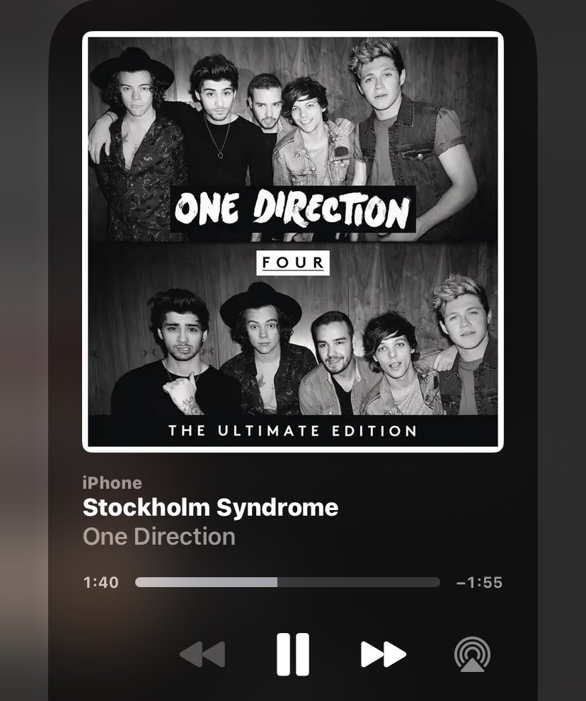 payno_foreever's tweet image. airpods are not loud enough for this song.
