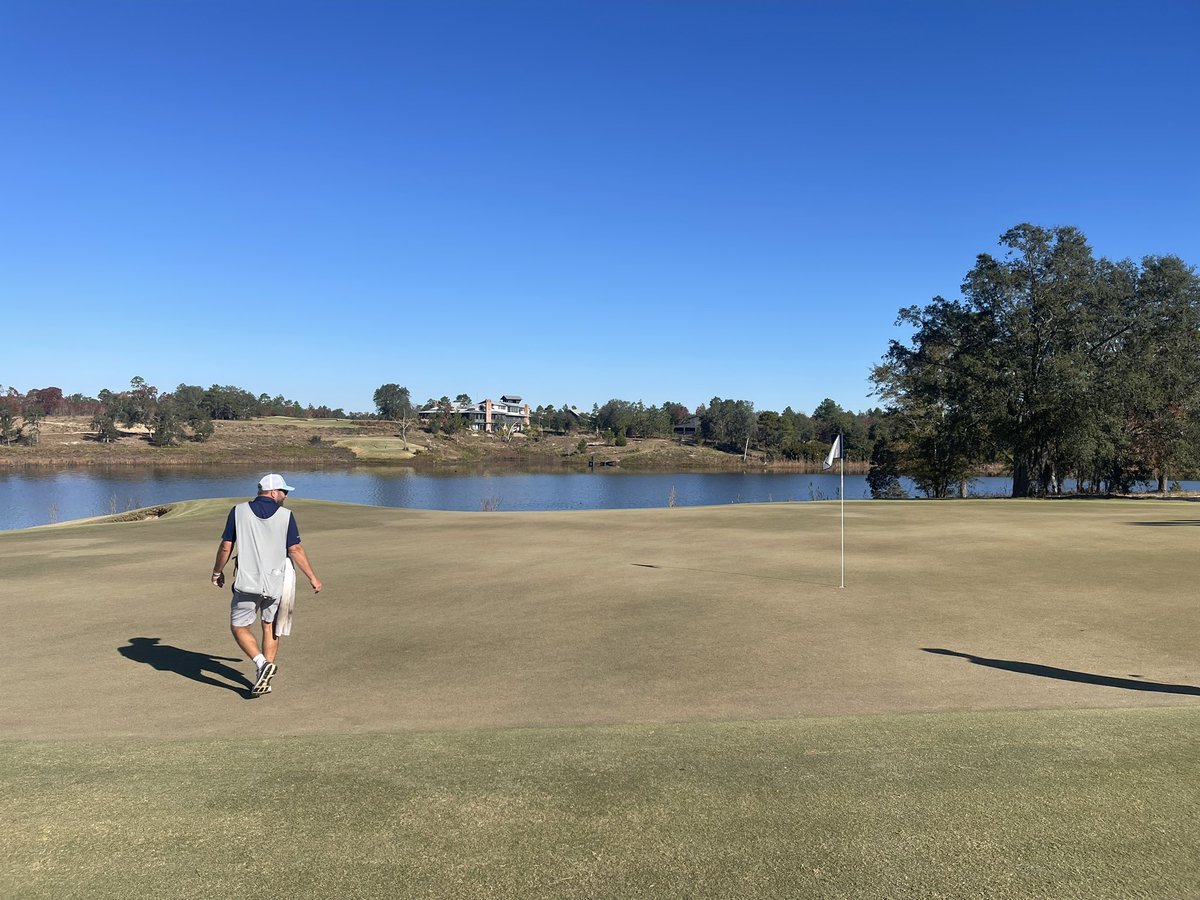CoachDougSaylor's tweet image. The crew got to play Ohoopee Match Club today! An incredible experience that lives up to the hype of being the #3 ranked golf course in Georgia. 

Thanks to @LarryFitzgerald for the unbelievable hospitality! Truly first class!

@Tony_GoingDeep