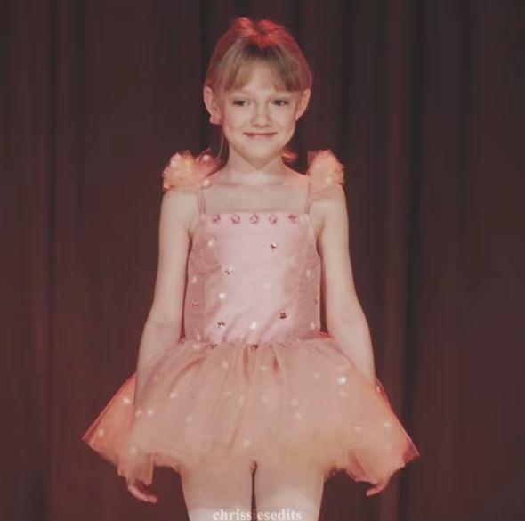 franuilover's tweet image. LA ARRESTO A ELLA