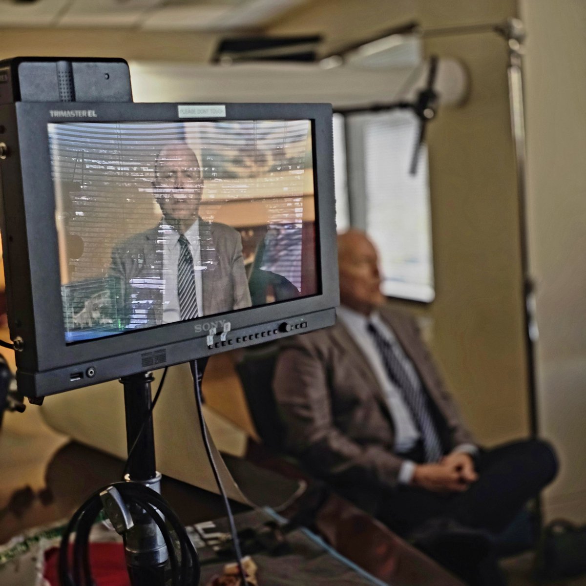 IG1com's tweet image. #TechTuesday
Good times working! 🎬 
On set, locked in and making the magic happen one monitor check at a time!

#letsshoot #videoproduction