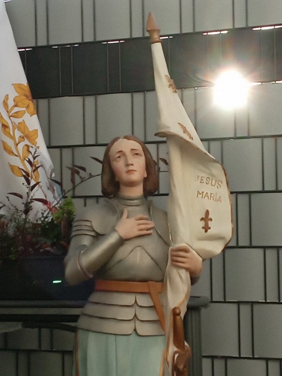 S_Krepstakies's tweet image. 🛡️⚔️Erzengel Michael Tag🛡️⚔️
Abschluß des Gebetstages auf dem Michaelsberg in Siegburg mit der hl. Messe der Karmeliterpatres.