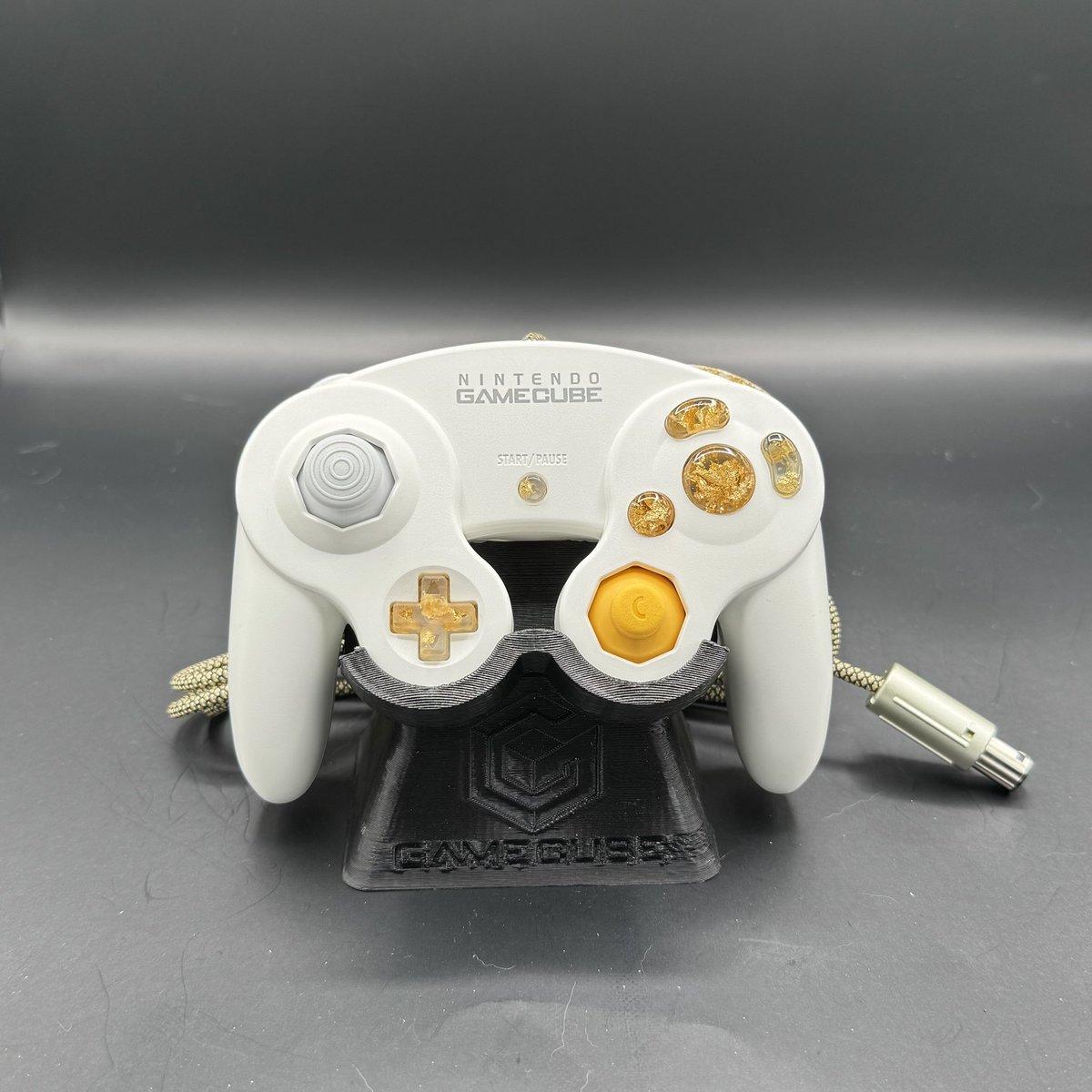 Yuse Customs tweet media