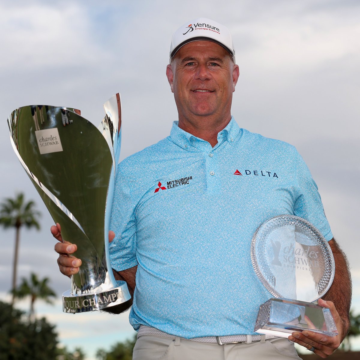 .@StewartCink  didn’t just show up this year—he showed out. 🤯

 Assistant Captain at the Ryder Cup 🇺🇸
 Win at the Charles Schwab Cup 🏆
 No. 2 Scoring Average on @ChampionsTOUR 2️⃣

 That’s a statement season. Congrats, Stewart. 👏