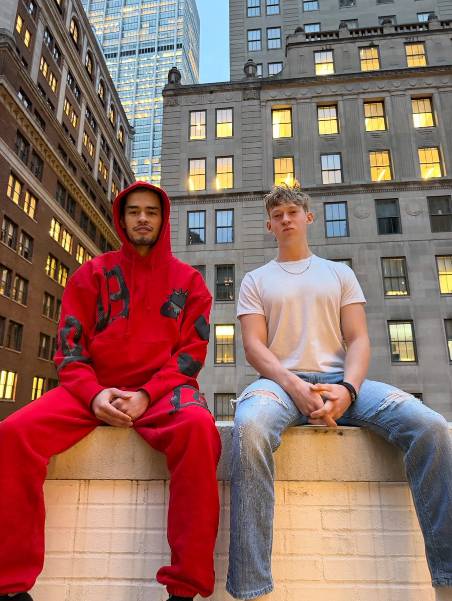 HockleyTyson's tweet image. This podcast was promised to me 3000 years ago