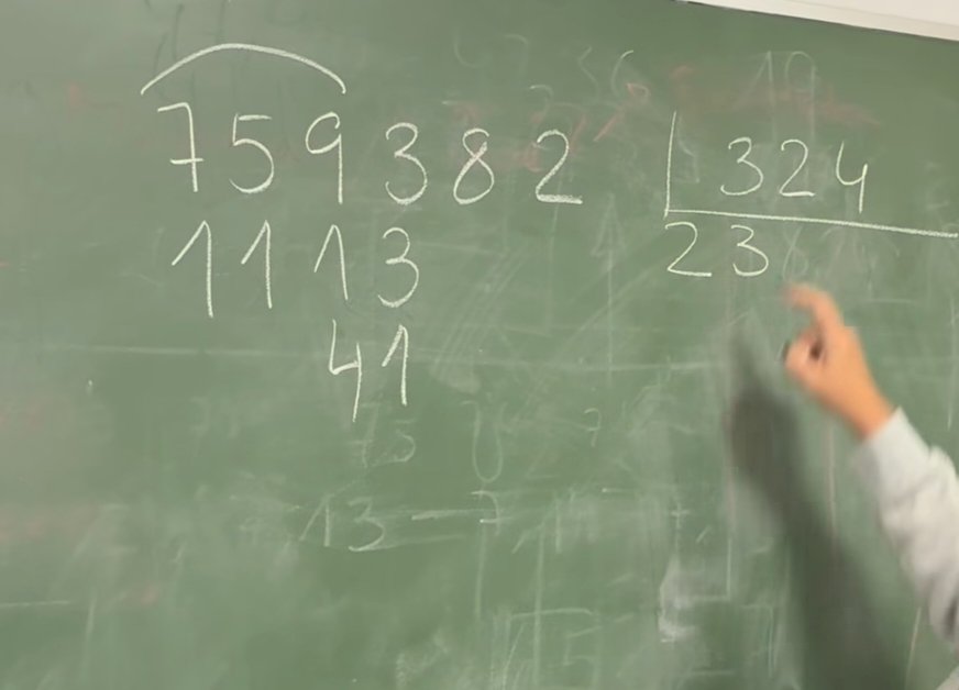 marcos_oaoa's tweet image. Yo le metería, para no bajar el nivel, un par de cifras más.
En fin...
(y no dudo que será, una excelente maestra o maestro)