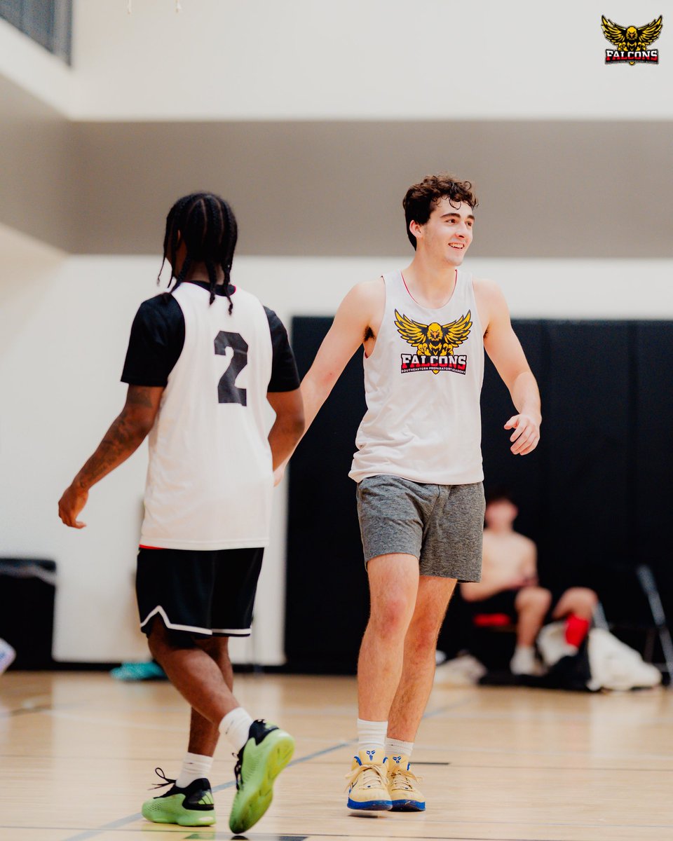 CadenCantrell12's tweet image. Season of Growth. Just the Beginning. @SEPAHoops 

Thankful for the opportunity @Madlegz1 
 @Martz_Madness