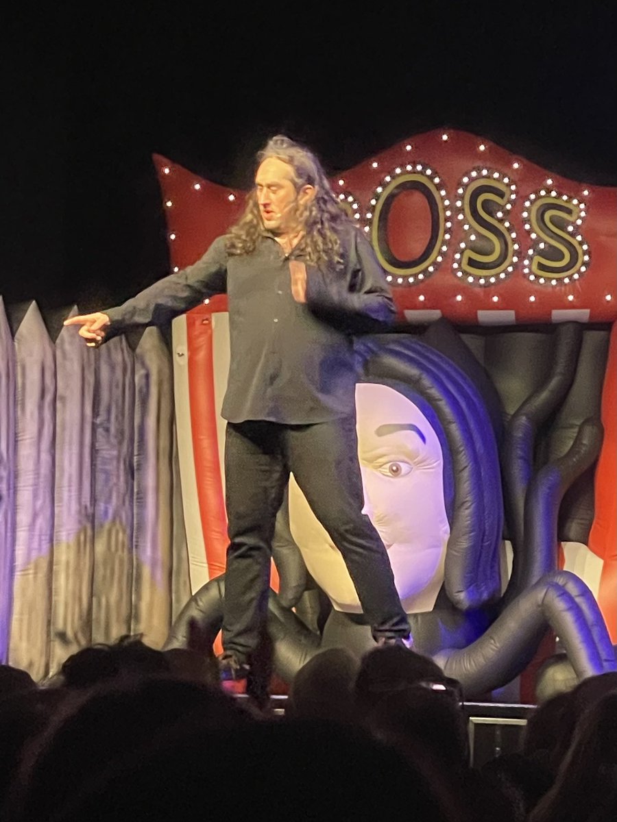 mikeevansdevon's tweet image. Fantastic night of comedy with @realrossnoble @execornexchange tonight #CraniumOfCuriosities
