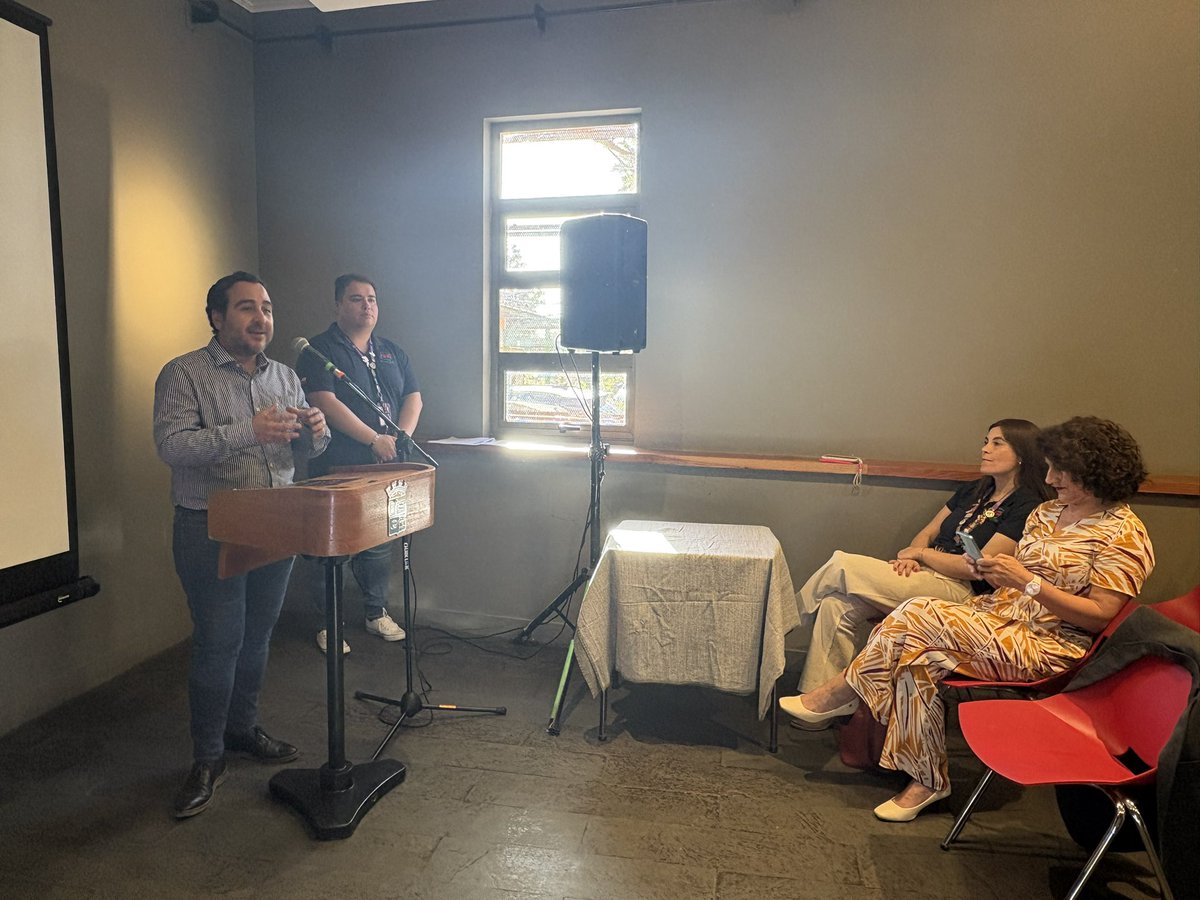 Padres, madres y adultos cuidadores de Paine, recibieron su certificación tras haber participado del programa de Parentalidad de SENDA Previene de <a href="/MunidePaine/">Municipalidad de Paine</a> 👏🏼
#SENDAEsPrevención✨