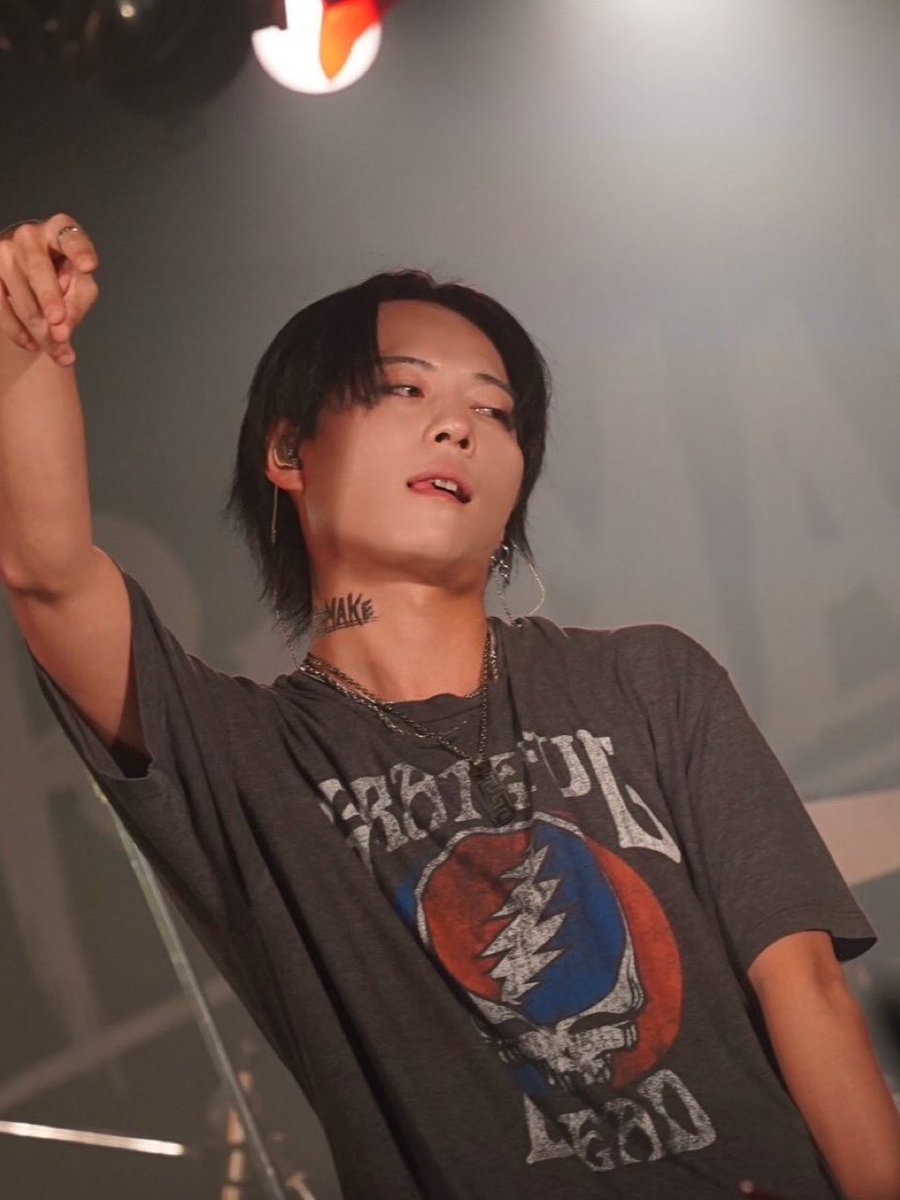 luna_mosyayan's tweet photo. 🌟4 days left🌟
#杉本琢弥 #熊本の彼氏
#LIVEHOUSEandHALLTOUR
#RE_MAKE
2025/11/24 16:00 / 17:00
#熊本城ホール
”悩んで”いるのではなく
”迷ってる”なら是非踏み出しましょう
迷ってると言うことは
答えはもう出ているはずですよ♡
🎫
https://t.co/C7TkHPrNVH
HP
https://t.co/Dpv8pxhe5y https://t.co/1H54oEUvUx