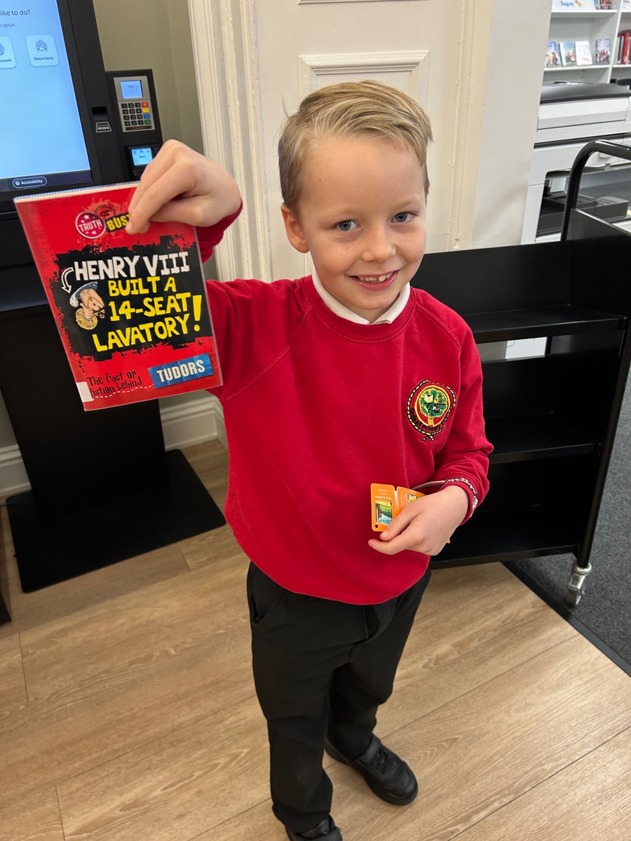 Thank you to the lovely team at Retford Library. We loved the quiz, story time, the challenges and having the opportunity to investigate, read and take out some of the wonderful books. Thank you also to Mrs Conway for saving us from the rain!