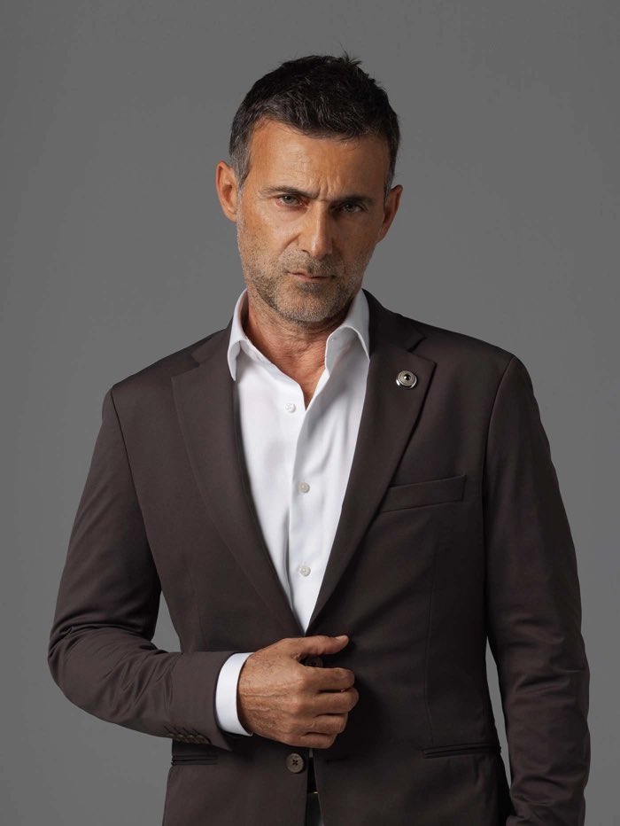 #Sakıncalı #CemBender

بالنسبة لي ممكن أول سبب يخليني اتابع مسلسل المشبوه هو وجود ممثل مثل جيم بندر، اتمنى ما يخذلني ويقدم شخصية رهيبة…