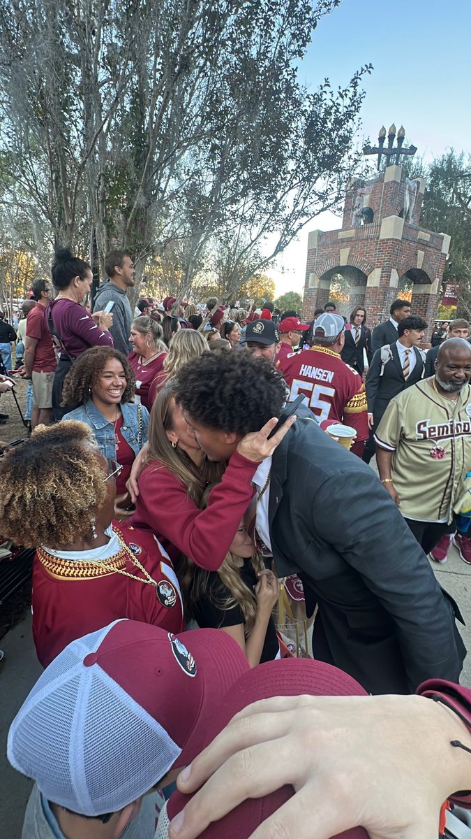 Amanda Williams tweet media