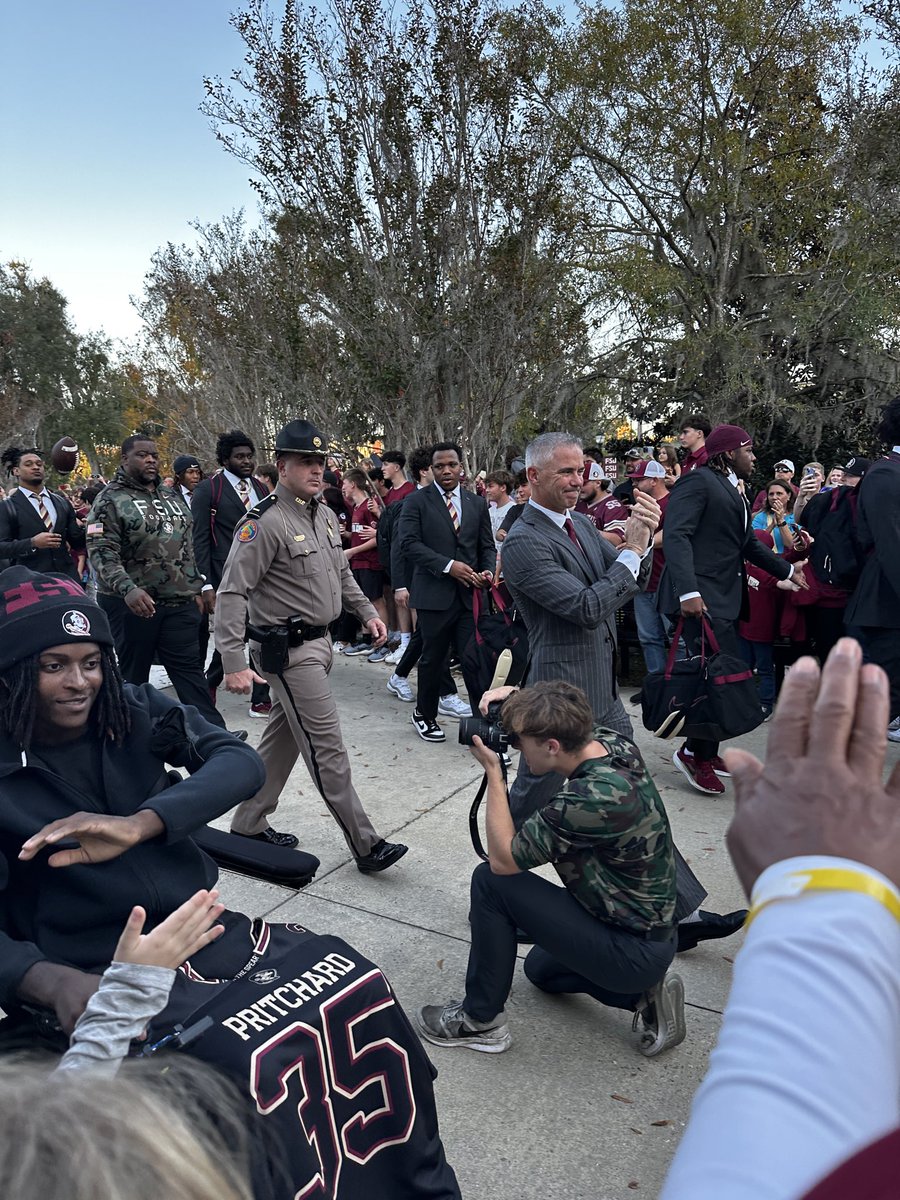 Amanda Williams tweet media