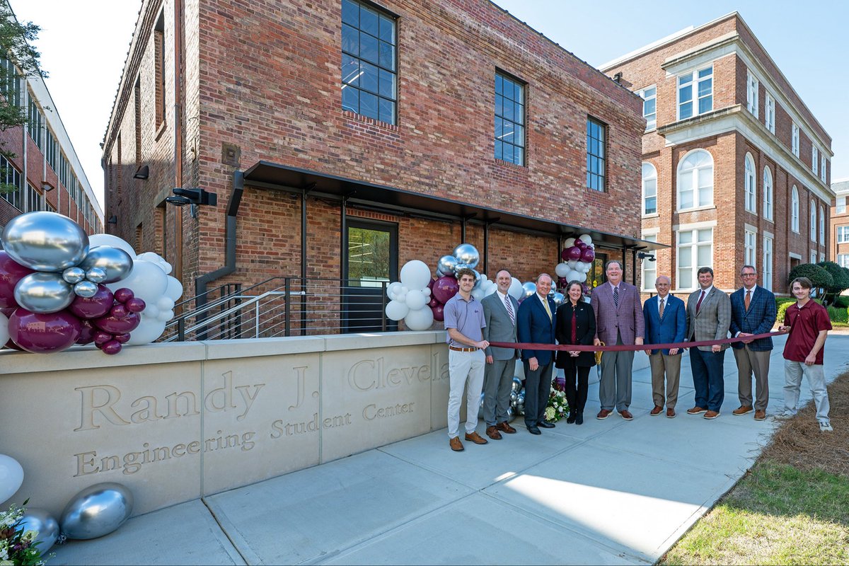 msstate's tweet photo. MSU’s Bagley College officially opens the Randy J. Cleveland Engineering Student Center! 

The Randy J. Cleveland Engineering Student Center, a state-of-the-art facility and new central hub for Bagley College of Engineering students at Mississippi State, was formally dedicated today thanks to a generous gift from Randy Cleveland, a 1983 magna cum laude graduate in petroleum engineering, and Nina Cleveland.

More: https://t.co/M2OvZyaZgF