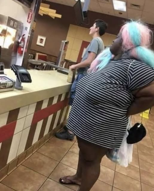 "Cotton candy, tiddays low, let me get the 4 fa 4"