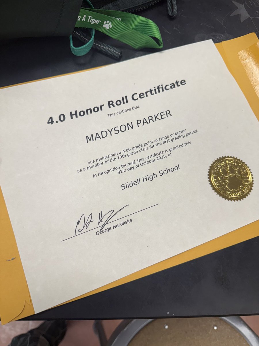 MADYSON12PARKER's tweet photo. Student-Athlete #MadysonParker #Mp12 @CoachB_Sibley @CFEliteSports @CoachAAJR @JordanCornish5_ @EconAdjunct @EarnedStripesLA
@repyourcityhoop
@NikegirlsEYBL
@WKGameball
@Talkinghoops23
@BrandonClayPSB
@cpt_tatum @RogerRogglynn @MikeCoppage1 @nolaprep
@dandretrevon
@WorldExposureWB @bballjkey @earlrooks4 @Coach_L_T @CoachAyla @SamPurcellMSU @CoachFralick
@CoachMegGebbia
@biggstoke1906 @coachbethburns @YolettMcCuin @CoachAGHoward @NickiCollen @coachmesser @IrishCoachIvey @coach_keshab @bballjkey @Coach_Stevens @Coach_Holt @CoachKJLee