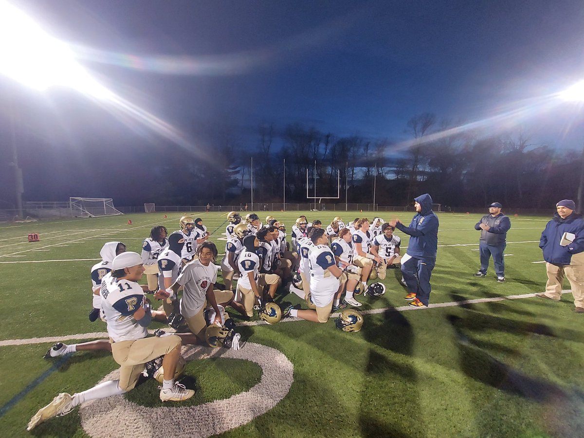 PlattPantherFB's tweet image. Congratulations to our Freshmen Team as they defeated Maloney, 37-8, while capping a 9-1 season! Our players and coaches did an outstanding job throughout the season! #PantherPride