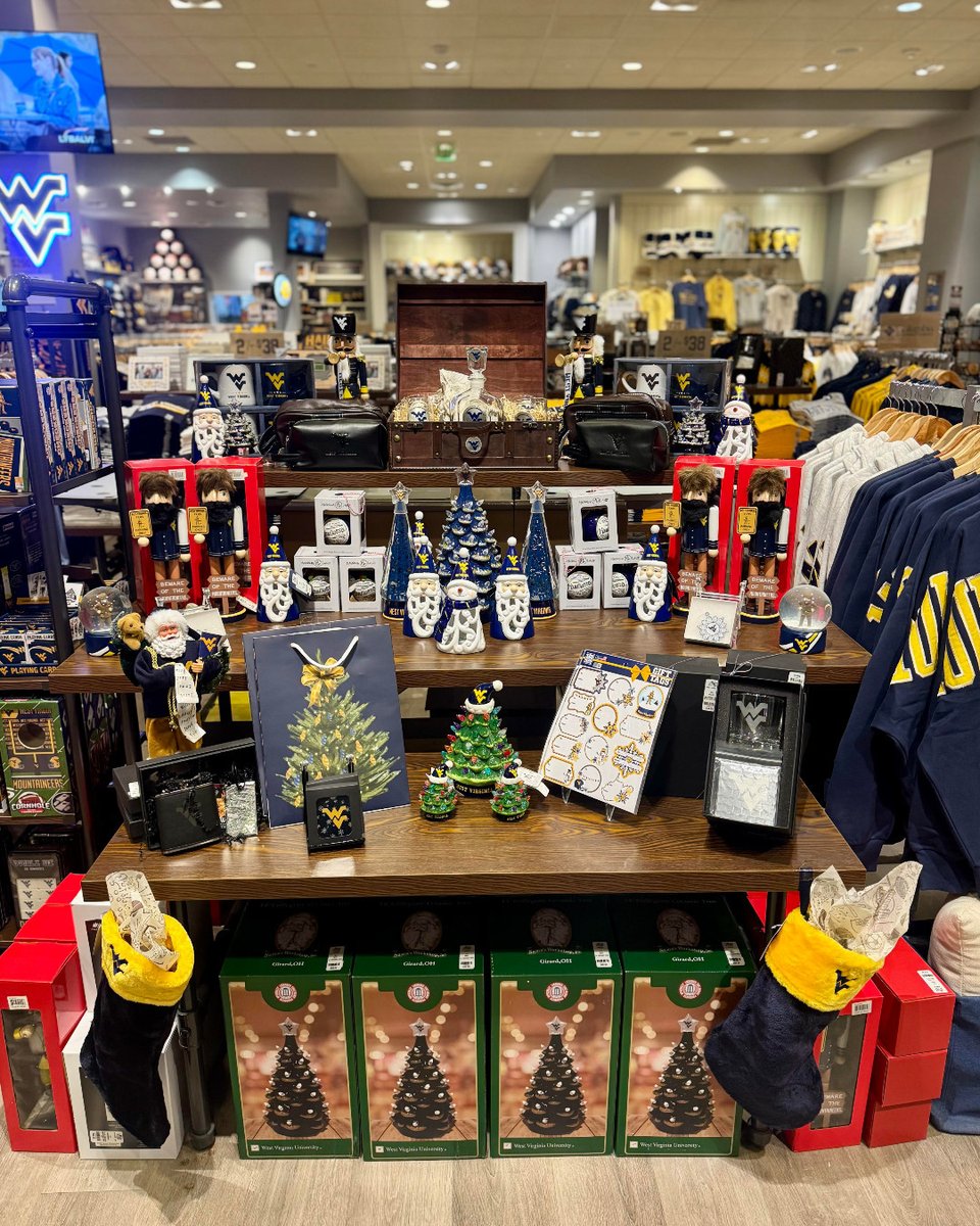Add a little Mountaineer pride to your holiday decor 🎄
alumnihall.com/west-virginia-…