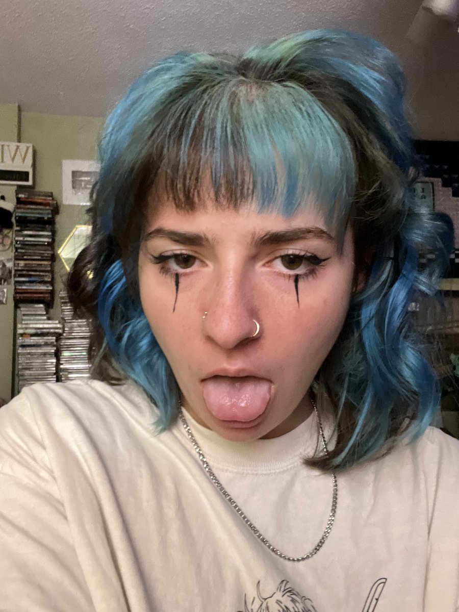 Cinema Stare is stinky tweet media