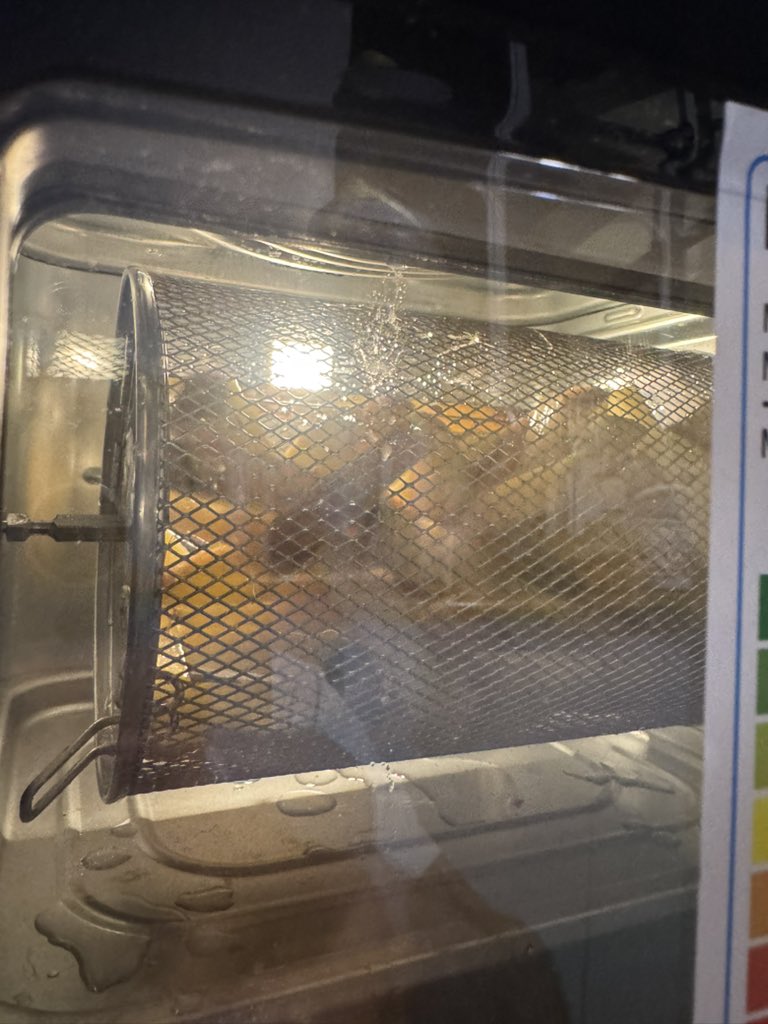 Huberto Bourlon “el Guiso” tweet media