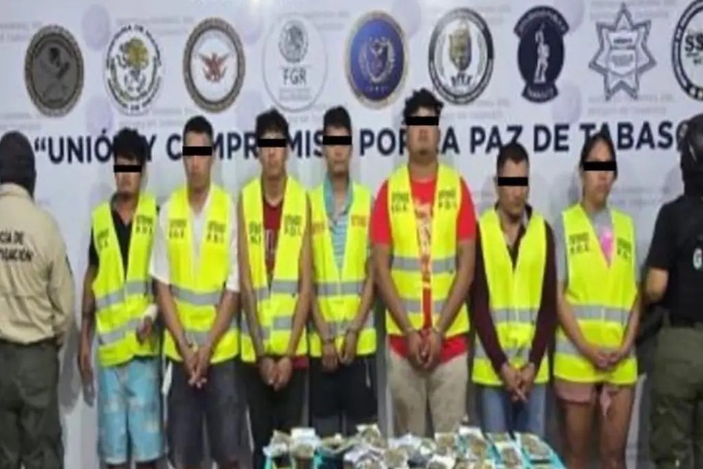 ReporteTab's tweet image. #Seguridad Operativos en Macuspana y Jalpa dejan 8 detenidos, a quienes les decomisaron armas y droga. Informa @GabSeguridadMX reporta las acciones de las últimas horas de fuerzas federales y estatales.

#Tabasco