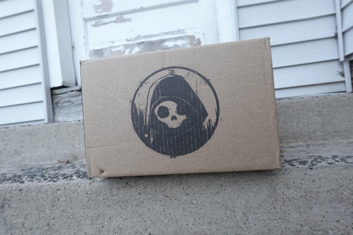 NickS0usa's tweet image. The strange Grotto man got my address, now the Grim Reaper is on my desk, my head, and my chest. If I suddenly disappear… you know who to blame first 

Much love to @TheGrottoL1 and @Wrathtank_avax I&apos;m super proud to see how much you&apos;ve been able to cultivate