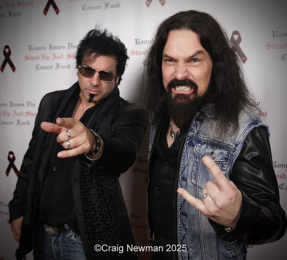 AllStarRawk's tweet photo. Rockin' times at the Bowl For Ronnie - bowling for a great cause, and really good catching up with fellow rock stars 
💥🎉👌🏼🤘🏼🎳
(Photo: Craig Newman)

 #soulsign #robmath #bjornenglen #playertheband #leatherwolf #yngwiemalmsteen #quietriot #dio #disciples #returns #pinzbowling https://t.co/Vw2NYcAGvu