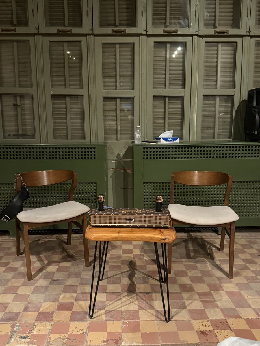 سعيدة بحضوري أمسية( من مرفأ الحب إلى شروق الشمس) في بيت الشربتلي.
شكرًا للكاتبة إيمان بدوي على الدعوة الجميلة ولمبادرة الشريك الأدبي على التنظيم الراقي.
وكان حوار ممتع ومميز بين الإعلامي عادل بارباع والكاتبة ايمان بدوي حوار فعلاً ترك أثر جميل✨
<a href="/Eman_badawi1/">إيمـان بـدوي</a> 
<a href="/beitalsharbatly/">Beitalsharbatly</a>