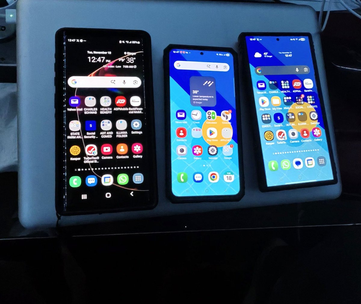 HEARTOFGOLD2's tweet image. The Samsung Galaxy S25 Ultra is super awesome and i am glad i upgraded to it 
It boasts an excellent display, strong performance, and good battery life. The new 50 MP ultra-wide sensor is a notable upgrade, along with anti-reflective Gorilla Armor 2 panels and slimmer bezels.
And…