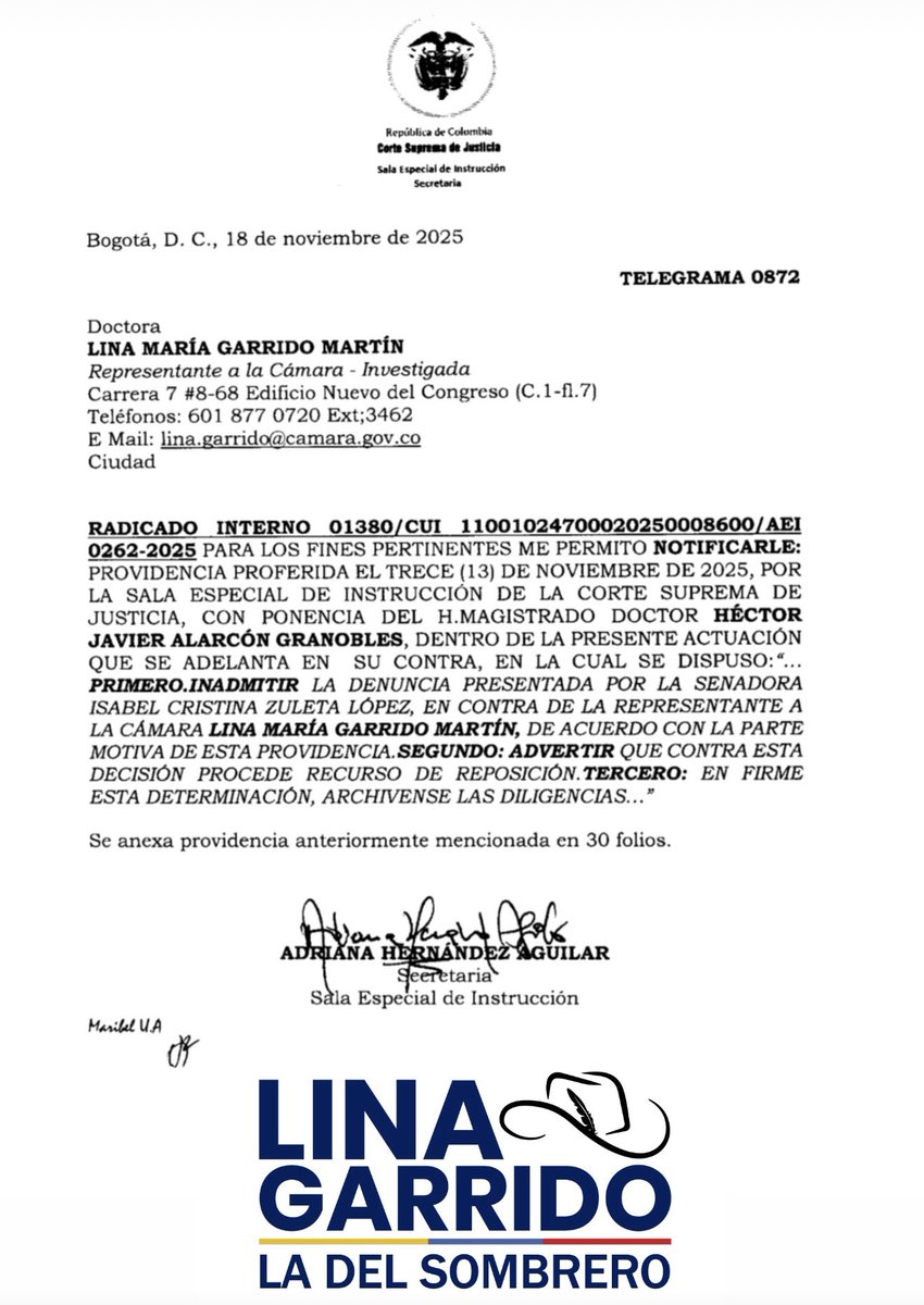 linamariagarri1's tweet image. La senadora que vive feliz sacando bandidos de la cárcel, @ISAZULETA, quedó tan dolida con mi discurso del 20 de julio, donde le canté la tabla a @petrogustavo, que corrió a denunciarme en la Corte. Resultado: le volví a ganar. Otra medalla para mi uniforme de defensora de la…
