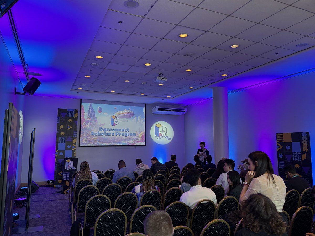 Vincentho66's tweet image. First &amp;amp; second day in Devconnect BA!
#devconnect