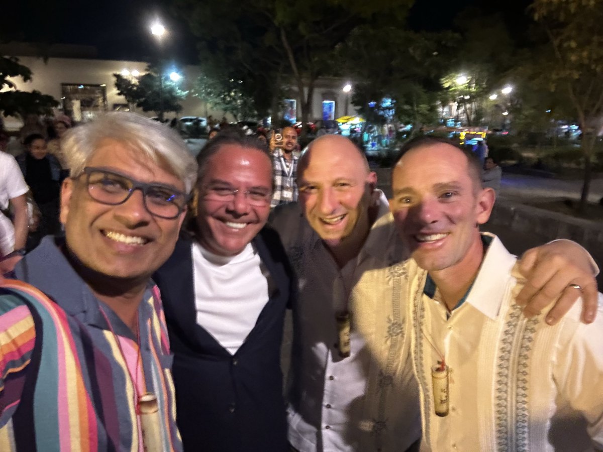 JimkhanMD's tweet image. What an absolute delight to contribute to XLVIII International Conference Oaxaca -2025. My first visit to Mexico and made great memories friendships and had lovely hospitality #robotics @PColorectal @ACPGBI @ScottRSteeleMD @LilianaBordei @TsarkovPetr 🙏Cesar &amp;amp; Hugo