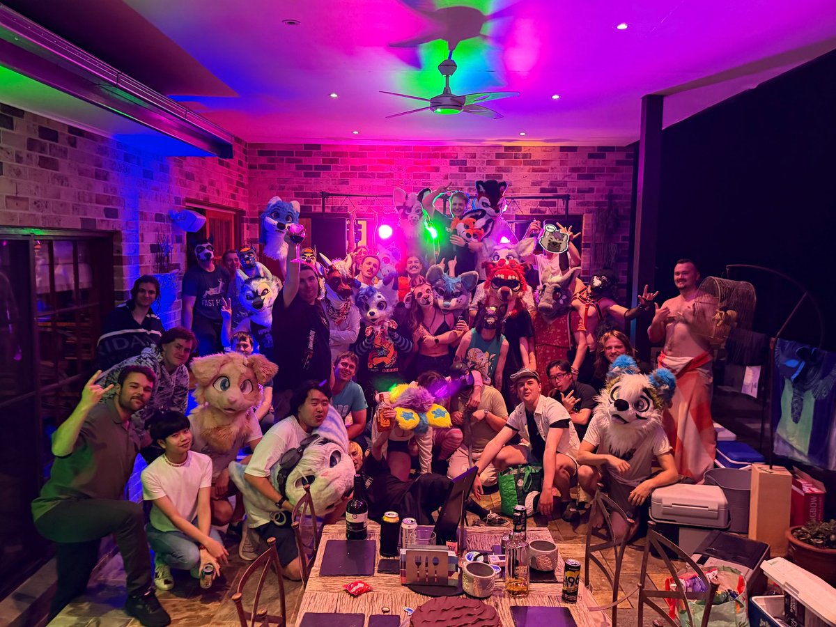 Woof! The best birthday gift I could’ve asked for. 💙

Officially now older &gt;:3 

Was well worth the sleepless nights. ☺️