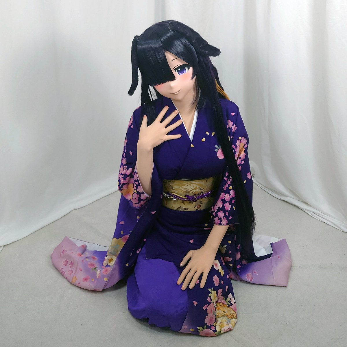 🐰今日のツクヨちゃん🐰

というわけで、今日ジュンカはまた大きくなりました…！
過去一年間の研究で、ようやく皆さんに見せる素肌（？）を確保することができました。
今年の目標としては、ツクヨちゃんとしてイベントを参加する事と、第二のキャラを作成することかな？
エッチの子が欲しいです…！