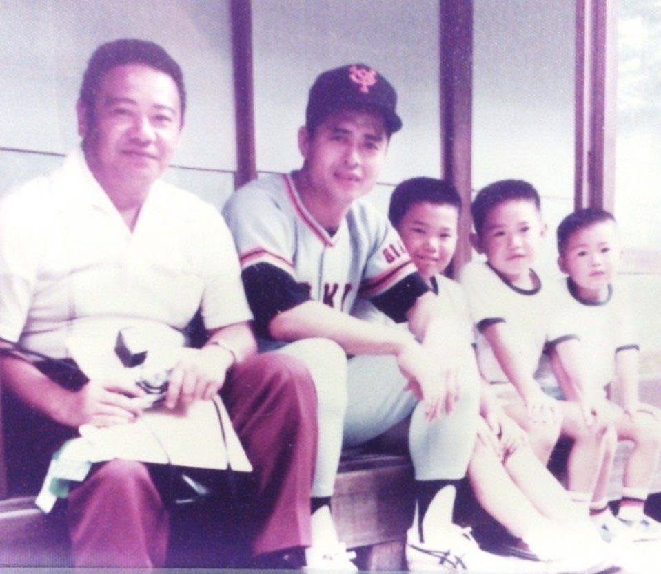 motoikondo1602's tweet image. エバンスの歴史は第二次世界大戦前の昭和１１年にまで遡ります。現在の神鉄道場駅が道場川原駅と呼ばれ、この地がまだ兵庫県道場村道場と呼ばれていたころ、祖父で医師となった近藤一（はじめ）が、村人から村医としてまねかれ、エバンスの礎となる診療所、近藤医院を開設、これがすべての始まりです。