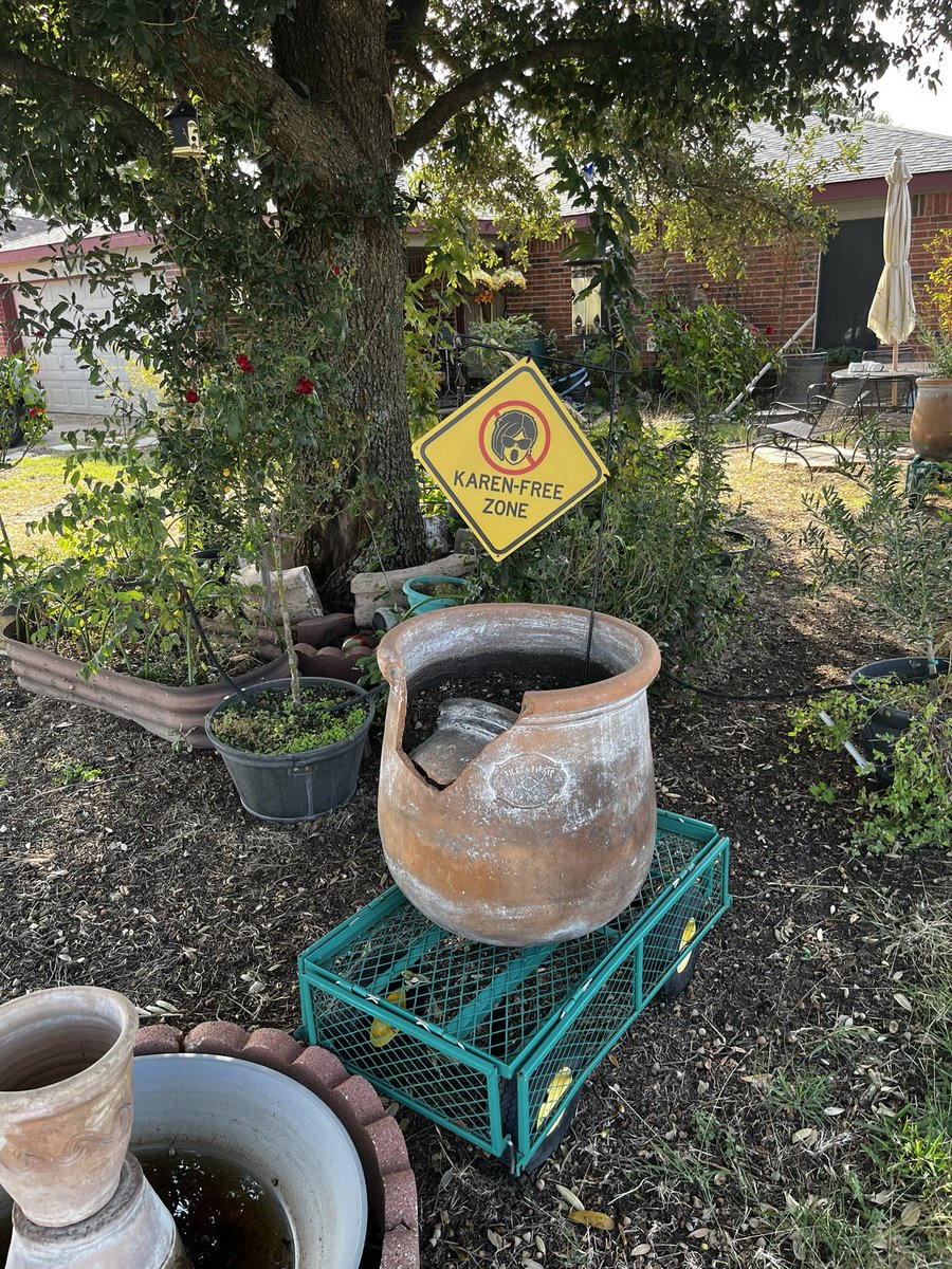 ShadowPuppent tweet media